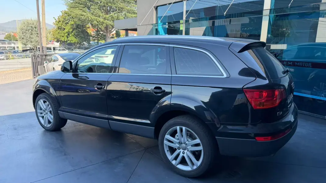 Audi Q7 2008 - 15900 EUR, 212000 km - 212000km - foto 5 de 12