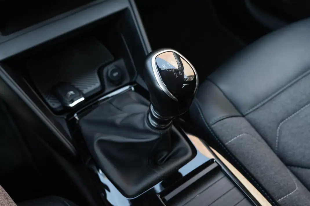 Citroën C4 2022 - 19450 EUR, 80400 km - AUTO.MOTO.pt - 80400km - foto 14 de 19