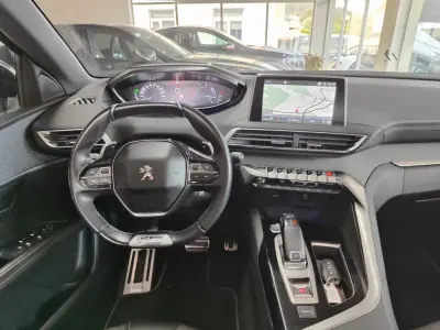 Peugeot 3008 2018 - 19650 EUR, 79000 km - AUTO.MOTO.pt - 79000km - foto 22 de 37