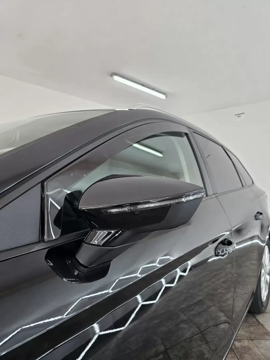 SEAT Leon ST 2016 - 9650 EUR, 246737 km - AUTO.MOTO.pt - 246737km - foto 41 de 79