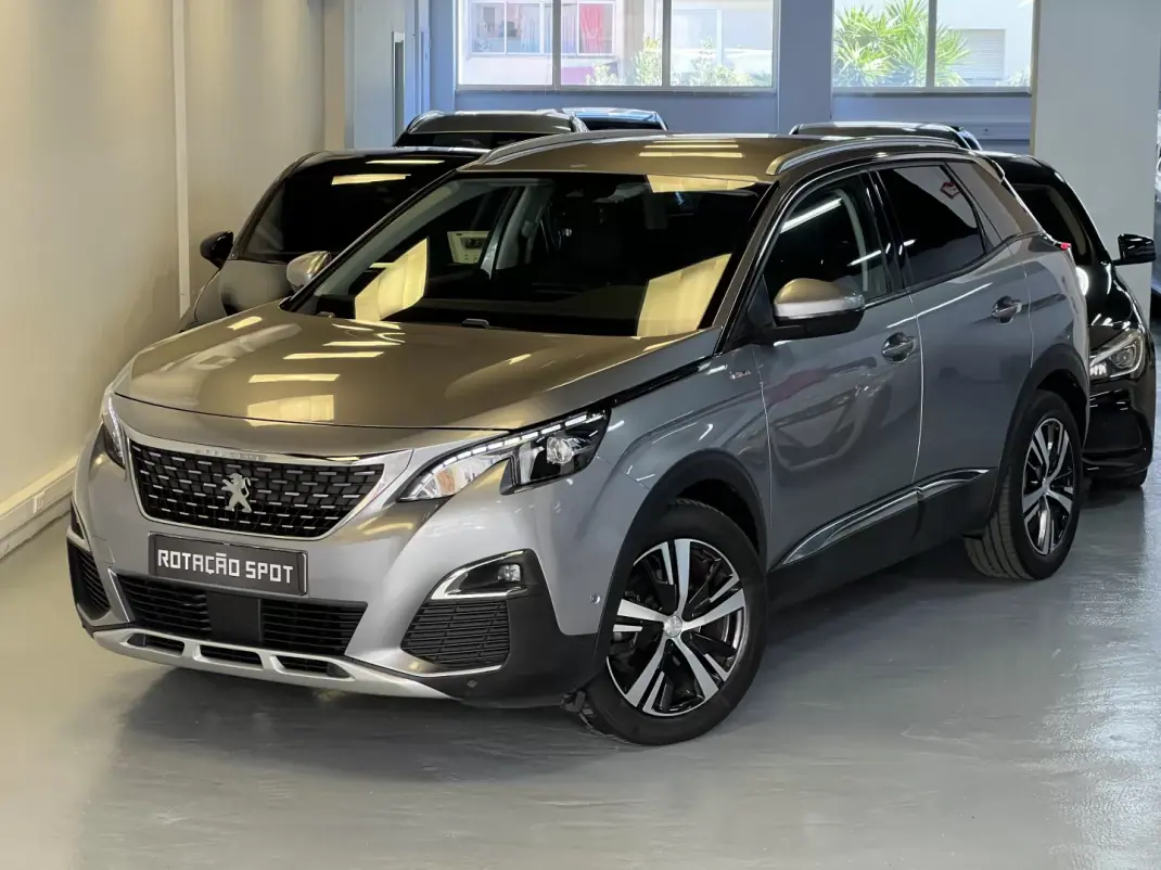 Peugeot 3008 2018 - 18490 EUR, 170000 km - AUTO.MOTO.pt - 170000km - foto 1 de 44