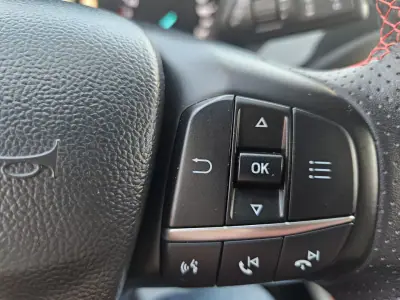 Ford Focus SW 2019 - 13800 EUR, 115000 km - AUTO.MOTO.pt - 115000km - foto 52 de 54