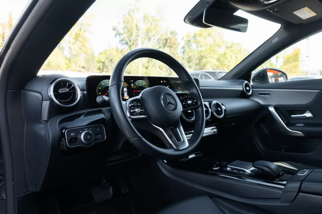 Mercedes-Benz CLA 250 2022 - 22500 EUR, 165000 km - 165000km - foto 6 de 11
