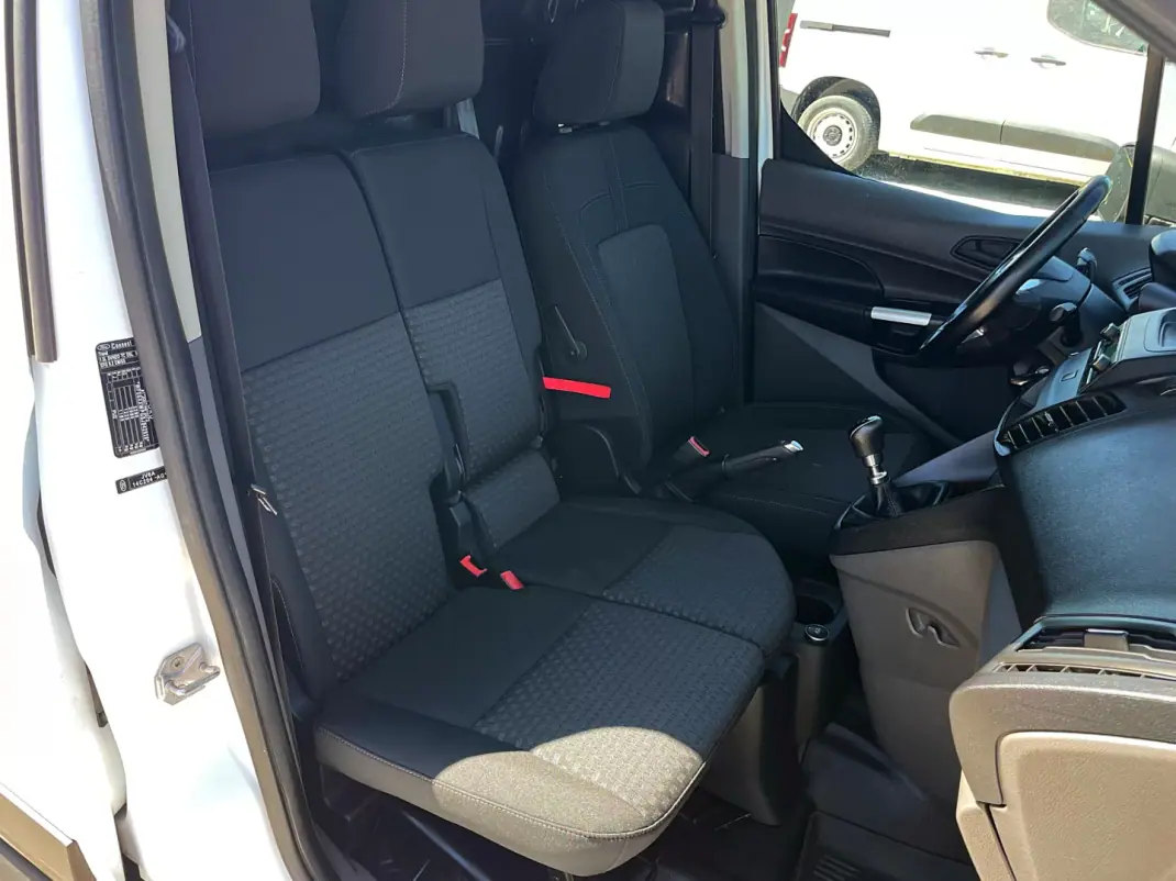 Ford Transit 2018 - 12900 EUR, 138000 km - 138000km - foto 19 de 37