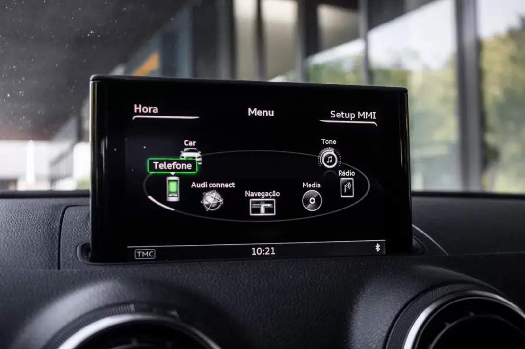 Audi A3 Sportback 2015 - 13490 EUR, 252393 km - AUTO.MOTO.pt - 252393km - foto 32 de 34