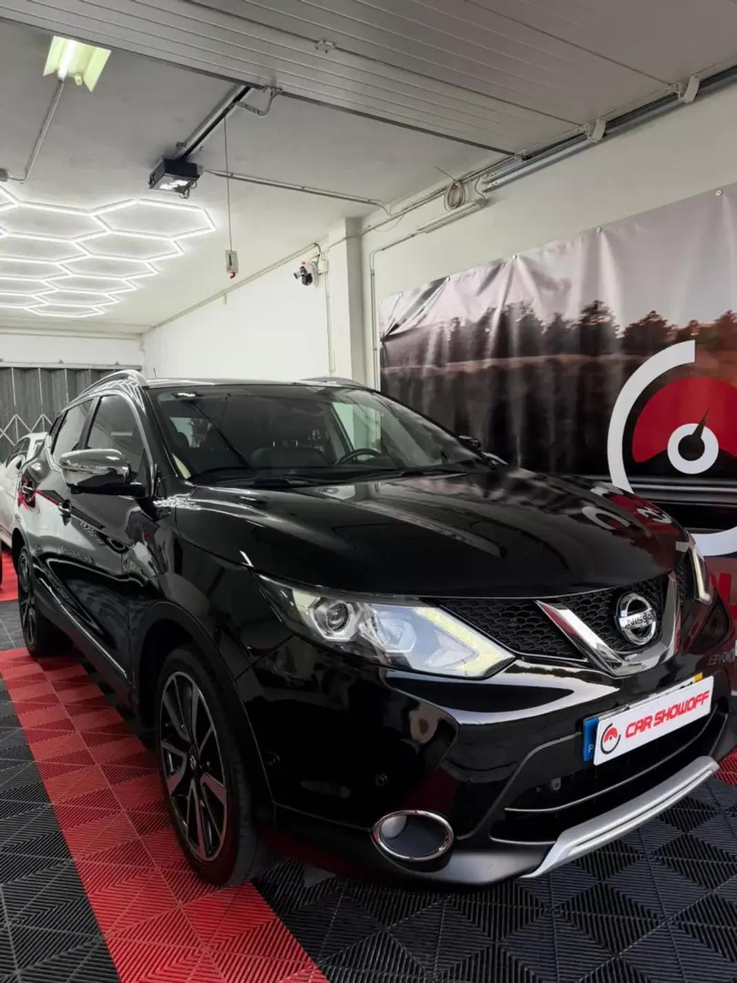Nissan Qashqai 2014 - 16900 EUR, 161000 km - AUTO.MOTO.pt - 161000km - foto 7 de 13