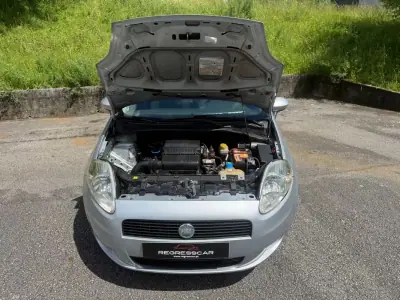 Fiat Grande Punto 2007 - 3990 EUR, 138000 km - AUTO.MOTO.pt - 138000km - foto 21 de 22