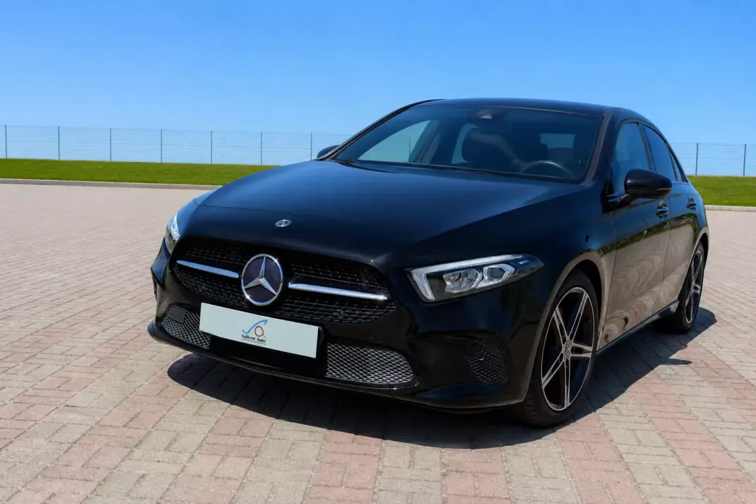 Mercedes-Benz A 180 Limousine 2019 - 21900 EUR, 158320 km - 158320km - foto 3 de 14