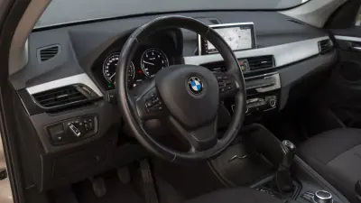 BMW X1 2021 - 21650 EUR, 158000 km - AUTO.MOTO.pt - 158000km - foto 18 de 35