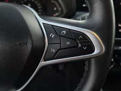 Renault Clio 2022 - 14500 EUR, 104000 km - AUTO.MOTO.pt - 104000km - foto 18 de 43