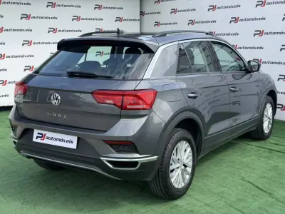 Volkswagen T-Roc 2020 - 19850 EUR, 142560 km - AUTO.MOTO.pt - 142560km - foto 6 de 20
