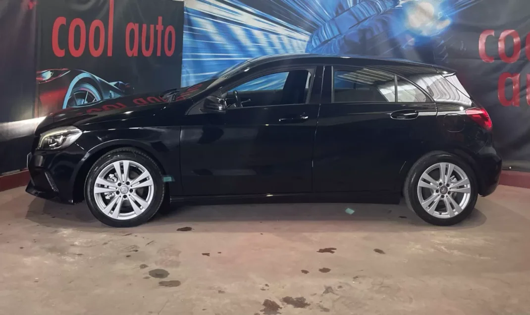 Mercedes-Benz A 200 2016 - 18450 EUR, 188000 km - AUTO.MOTO.pt - 188000km - foto 3 de 42