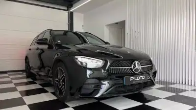 Mercedes-Benz E 300 2022 - 42990 EUR, 90455 km - AUTO.MOTO.pt - 90455km - foto 3 de 43