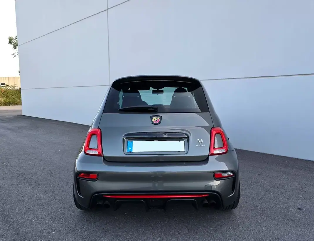 Abarth 595 2018 - 19750 EUR, 60400 km - 60400km - foto 3 de 40