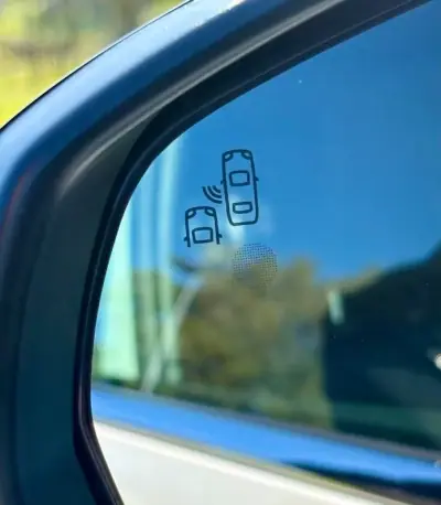 Peugeot 5008 2019 - 26500 EUR, 76030 km - AUTO.MOTO.pt - 76030km - foto 26 de 31