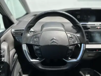 Citroën C4 Grand Picasso 2015 - 10990 EUR, 116000 km - AUTO.MOTO.pt - 116000km - foto 28 de 49