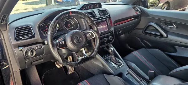 Volkswagen Scirocco 2015 - 25000 EUR, 125000 km - AUTO.MOTO.pt - 125000km - foto 5 de 28