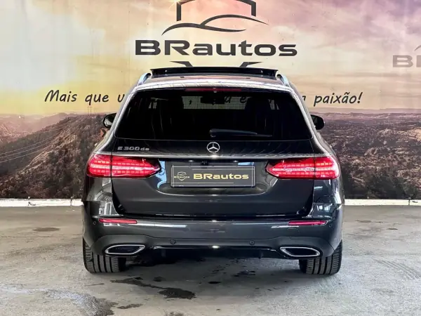 Mercedes-Benz E 300 2021 - 37900 EUR, 140824 km - AUTO.MOTO.pt - 140824km - foto 7 de 37