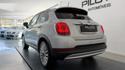 Fiat 500X 2018 - 12990 EUR, 156250 km - AUTO.MOTO.pt - 156250km - foto 10 de 33