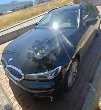 BMW 330 2021 - 24250 EUR, 130000 km - AUTO.MOTO.pt - 130000km - foto 2 de 8
