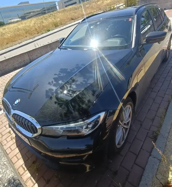 BMW 330 2021 - 24250 EUR, 130000 km - AUTO.MOTO.pt - 130000km - foto 2 de 8