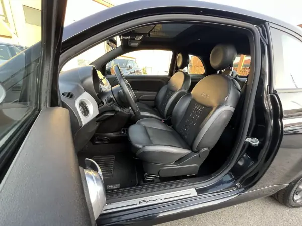 Fiat 500 2021 - 10750 EUR, 102000 km - AUTO.MOTO.pt - 102000km - foto 10 de 39