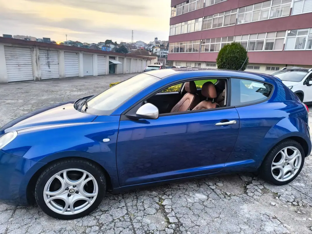 Alfa Romeo MiTo 2011 - 5900 EUR, 170000 km - 170000km - foto 4 de 15
