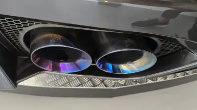 Nissan GT-R 2017 - 149900 EUR, 50238 km - AUTO.MOTO.pt - 50238km - foto 33 de 57