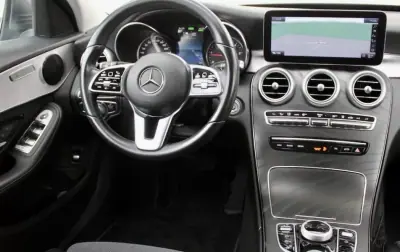 Mercedes-Benz C 300 2021 - 26990 EUR, 128500 km - foto 3 de 24