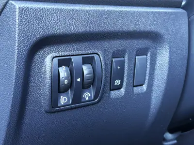 Renault Captur 2018 - 13950 EUR, 119000 km - AUTO.MOTO.pt - 119000km - foto 19 de 42