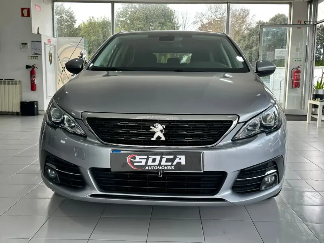 Peugeot 308 SW 2019 - 14990 EUR, 107300 km - 107300km - foto 2 de 30