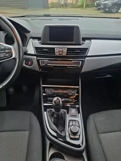BMW 216 Gran Tourer 2018 - 16000 EUR, 120000 km - AUTO.MOTO.pt - 120000km - foto 13 de 33