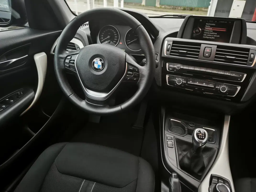 BMW 116 2015 - 13500 EUR, 169000 km - AUTO.MOTO.pt - 169000km - foto 29 de 43