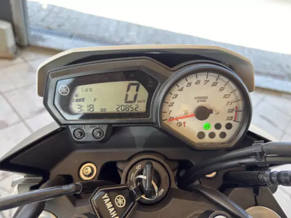 Yamaha FZ 07 2012 - 5450 EUR, 20852 km - AUTO.MOTO.pt - 20852km - foto 9 de 18