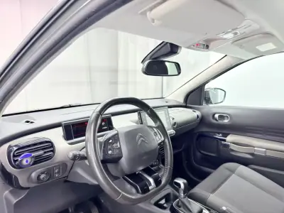 Citroën C4 Cactus 2019 - 10999 EUR, 114000 km - AUTO.MOTO.pt - 114000km - foto 19 de 21