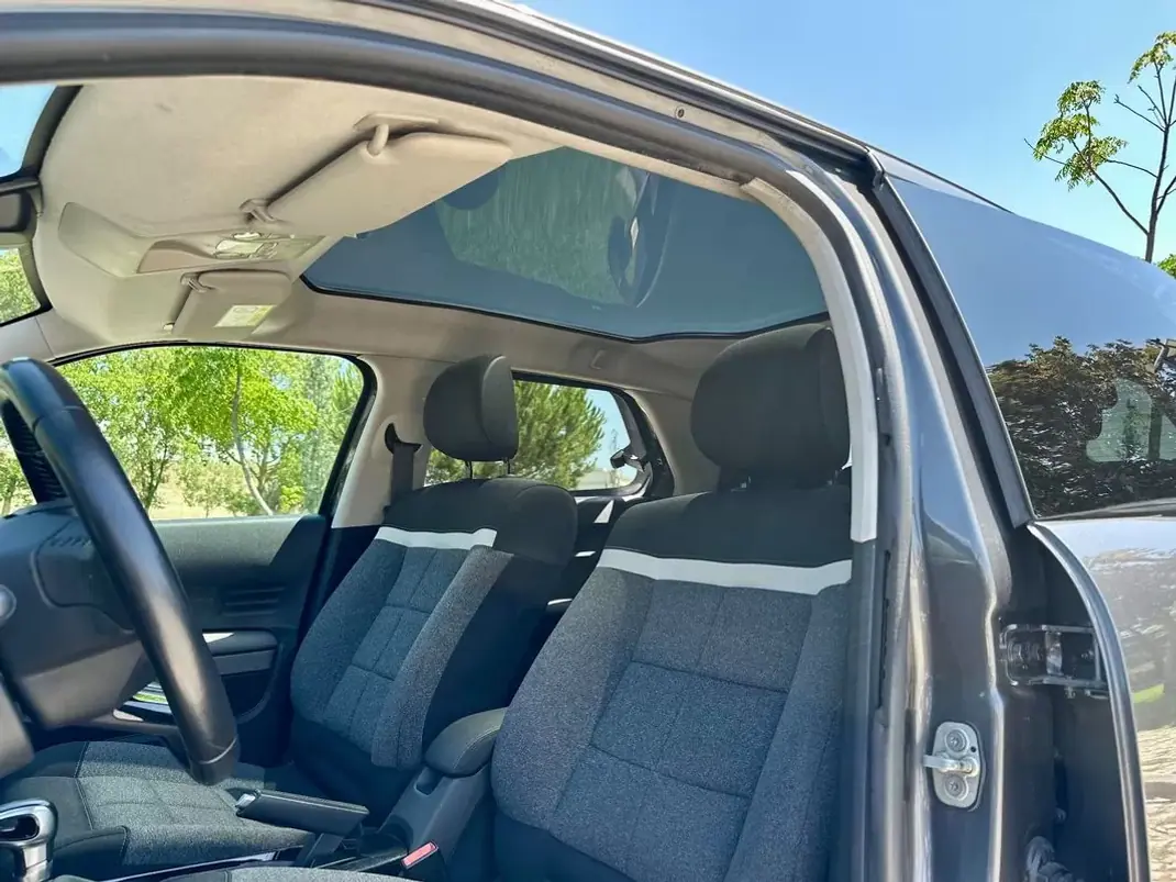 Citroën C4 Cactus 2019 - 11990 EUR, 119000 km - 119000km - foto 19 de 41