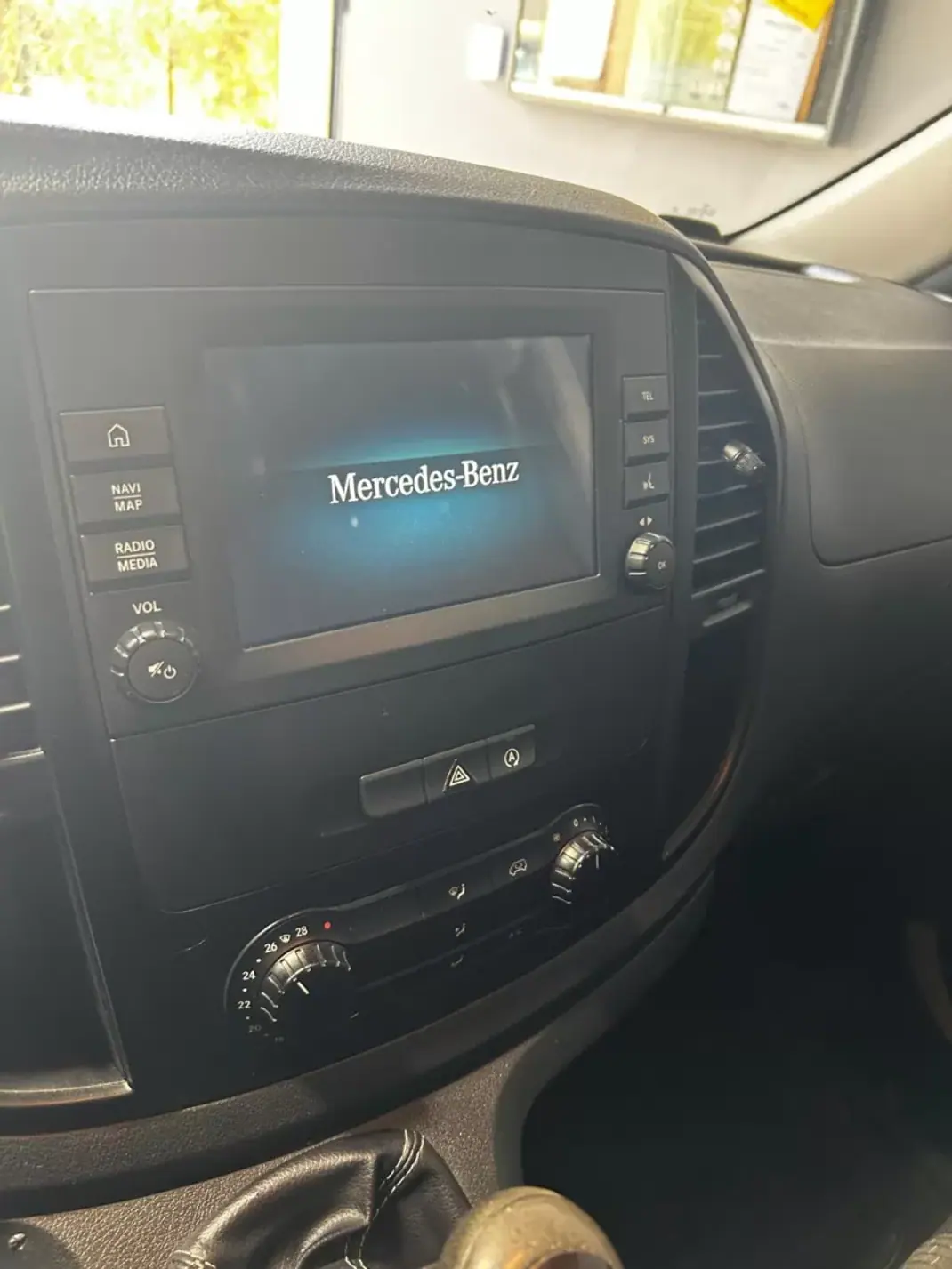 Mercedes-Benz Vito 2021 - 14500 EUR, 160000 km - 160000km - foto 18 de 24