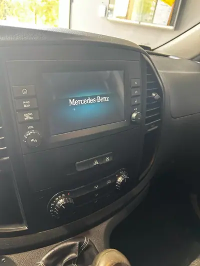 Mercedes-Benz Vito 2021 - 14500 EUR, 160000 km - 160000km - foto 18 de 24