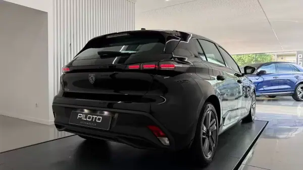 Peugeot 308 2021 - 17490 EUR, 103798 km - AUTO.MOTO.pt - 103798km - foto 9 de 28