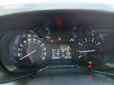 Citroën Berlingo 2020 - 12990 EUR, 127200 km - AUTO.MOTO.pt - 127200km - foto 15 de 19