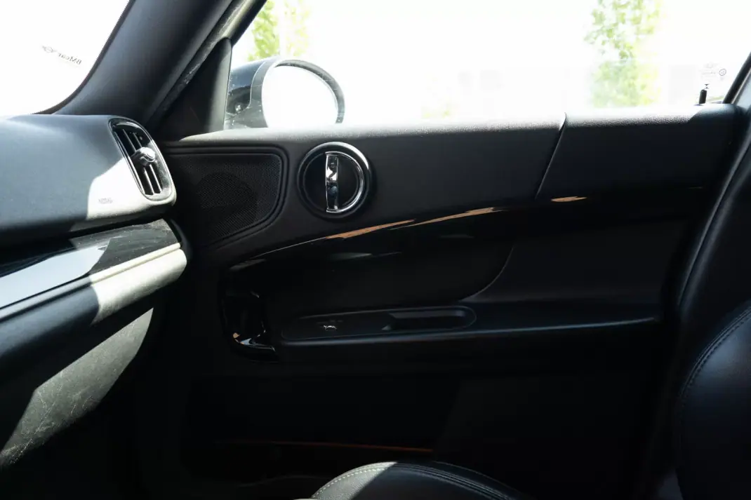MINI Countryman 2019 - 20500 EUR, 162230 km - AUTO.MOTO.pt - 162230km - foto 24 de 24