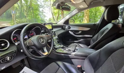 Mercedes-Benz C 200 2015 - 13750 EUR, 234000 km - AUTO.MOTO.pt - 234000km - foto 13 de 23