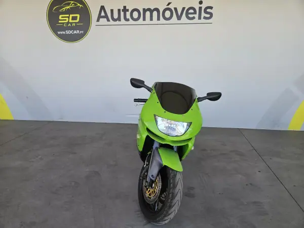 Kawasaki 2020 - 3400 EUR, 49000 km - AUTO.MOTO.pt - 49000km - foto 2 de 5