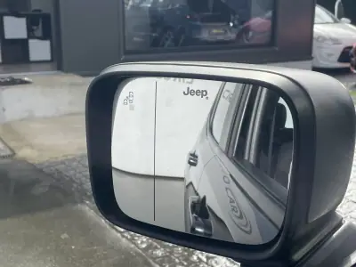 Jeep Renegade 2019 - 15500 EUR, 106977 km - AUTO.MOTO.pt - 106977km - foto 11 de 39