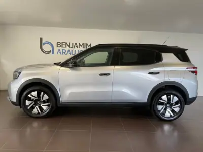 Opel Frontera 2025 - 25990 EUR, 10505 km - AUTO.MOTO.pt - 10505km - foto 3 de 17