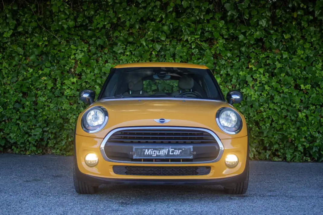 MINI One 2015 - 11900 EUR, 194500 km - AUTO.MOTO.pt - 194500km - foto 2 de 18