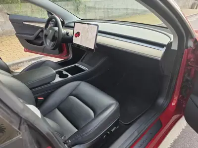 Tesla Model 3 2021 - 27499 EUR, 74631 km - 74631km - foto 17 de 34