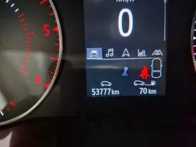 Renault Clio 2023 - 17500 EUR, 53777 km - AUTO.MOTO.pt - 53777km - foto 13 de 26