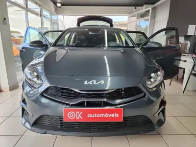 Kia Ceed 2021 - 17350 EUR, 60000 km - AUTO.MOTO.pt - 60000km - foto 20 de 33