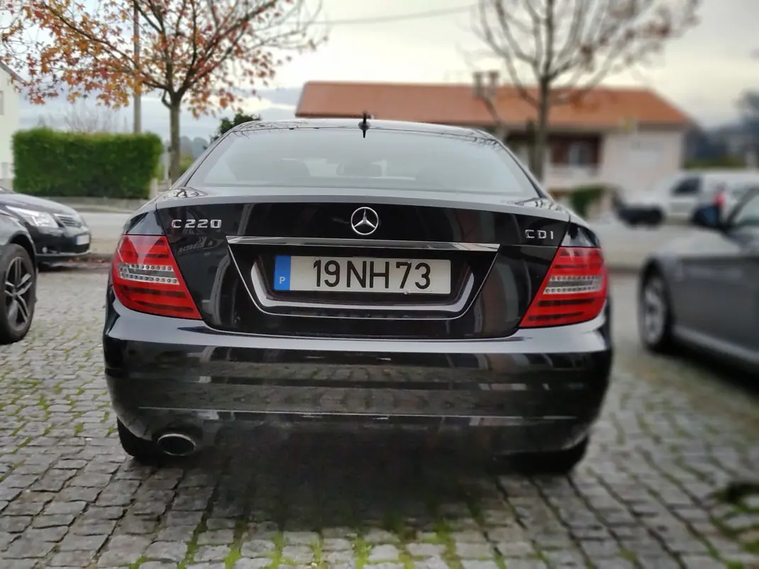 Mercedes-Benz C 220 2012 - 14900 EUR, 222999 km - AUTO.MOTO.pt - 222999km - foto 7 de 15